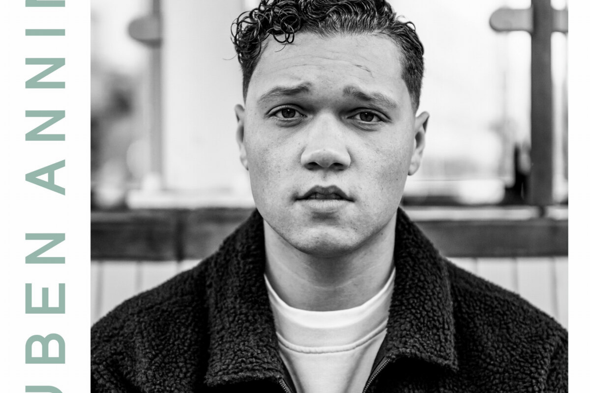 Ruben Annink brengt het nummer 'Superheld' uit