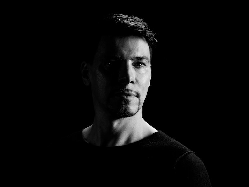 Thomas Gold Releases Inspiring Progressive House Track "Live a Little Louder" on Protocol