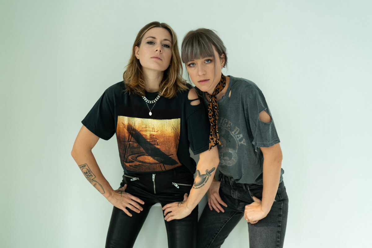 Larkin Poe release new track 'Keep Diggin''