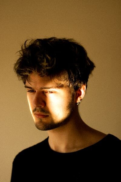 Willem Ardui is helemaal terug met nieuwe single 'Schaduw'