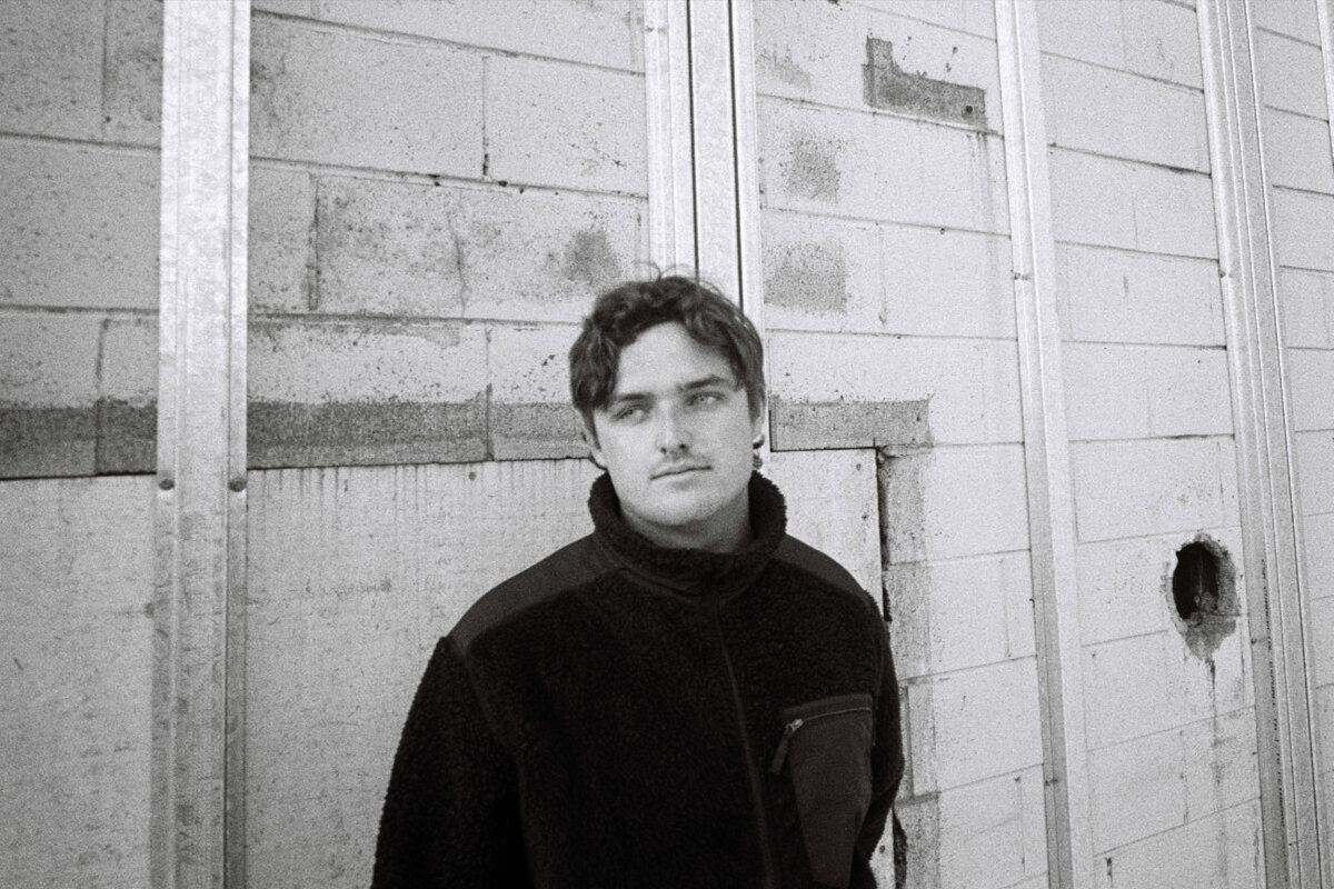 Willaris. K Announces Forthcoming EP With New Single 'Chapel' Feat. WaveIQ 