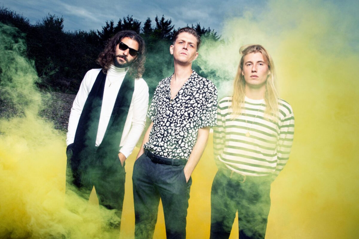 The Scruff share new single 'We All Fall Down'
