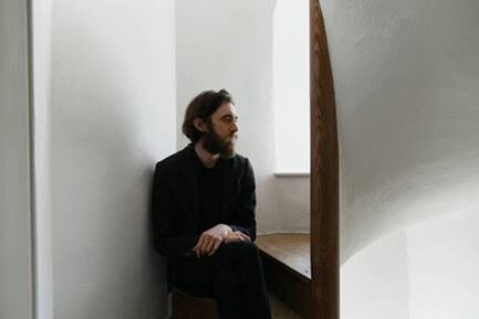 Keaton Henson releases new single 'HUSK' out now | album 'MONUMENT' out 23.10