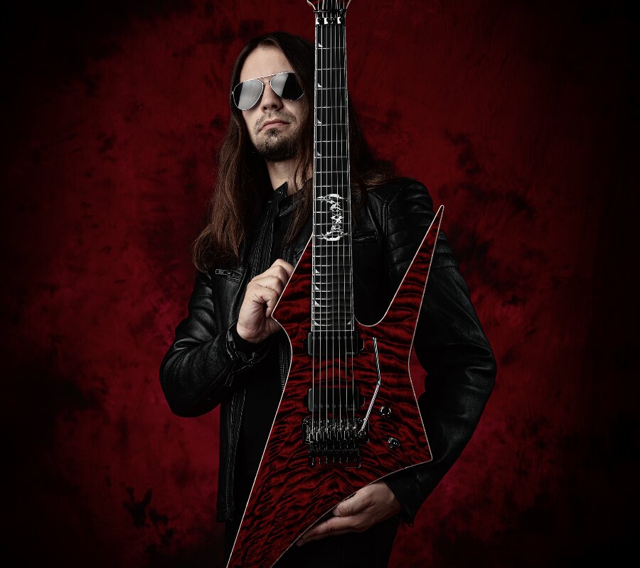 Obscura - Steffen Kummerer demos his new ESP Custom guitar!