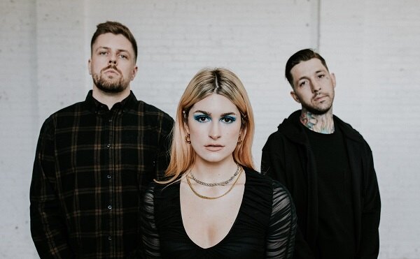 Spiritbox Announce Signing To Rise Records & Limited Edition 7" Vinyl For "Holy Roller" Ft. Remix with Guest Vocals From Ryo Kinoshita Of Crystal Lake