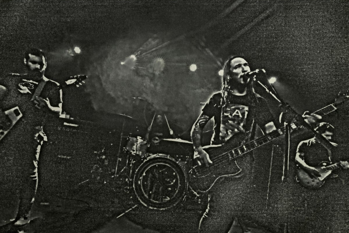 Summoner premiere 'The Interloper (live)' from "Day of Doom Live" album