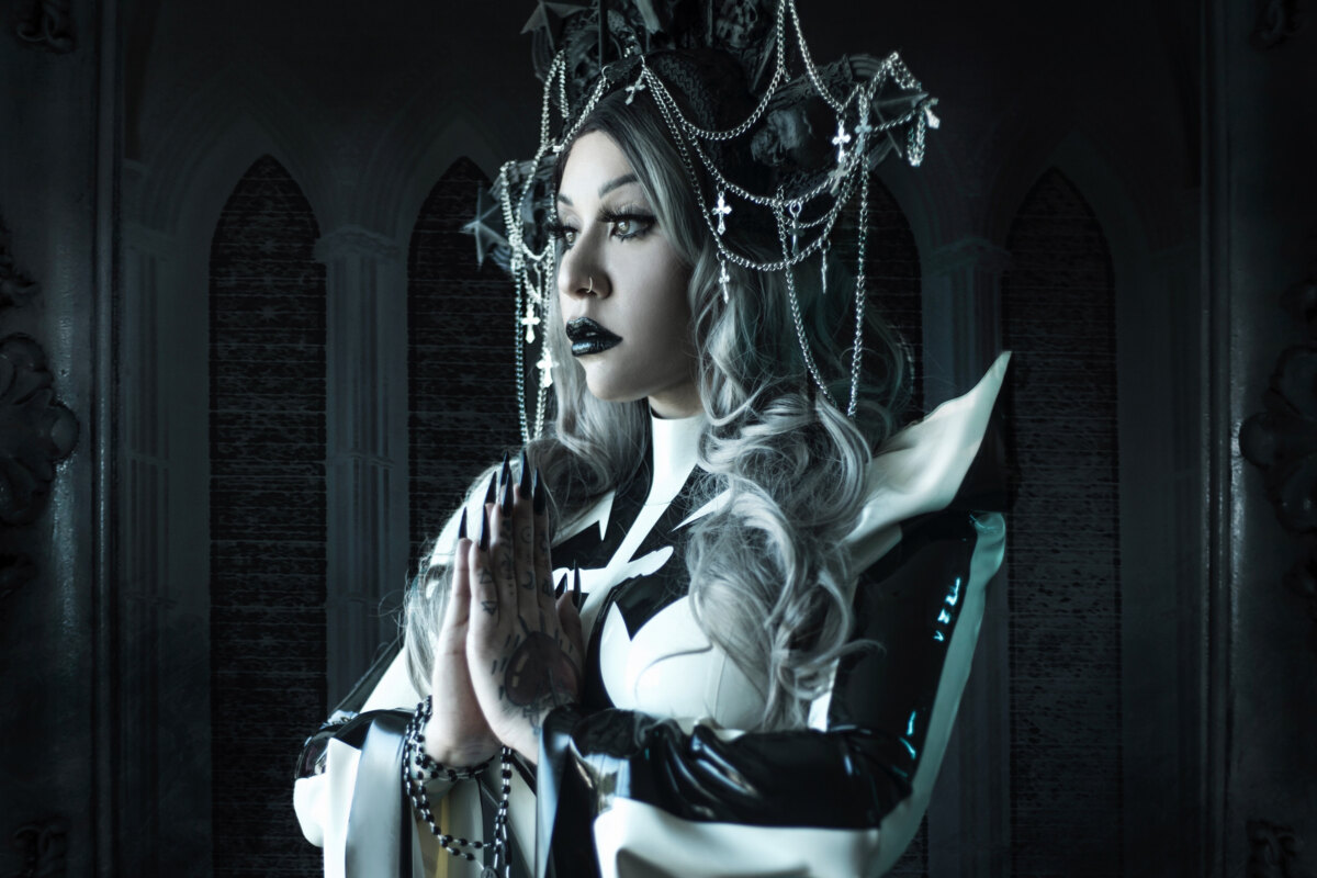 Lexi Layne releases new lyric video