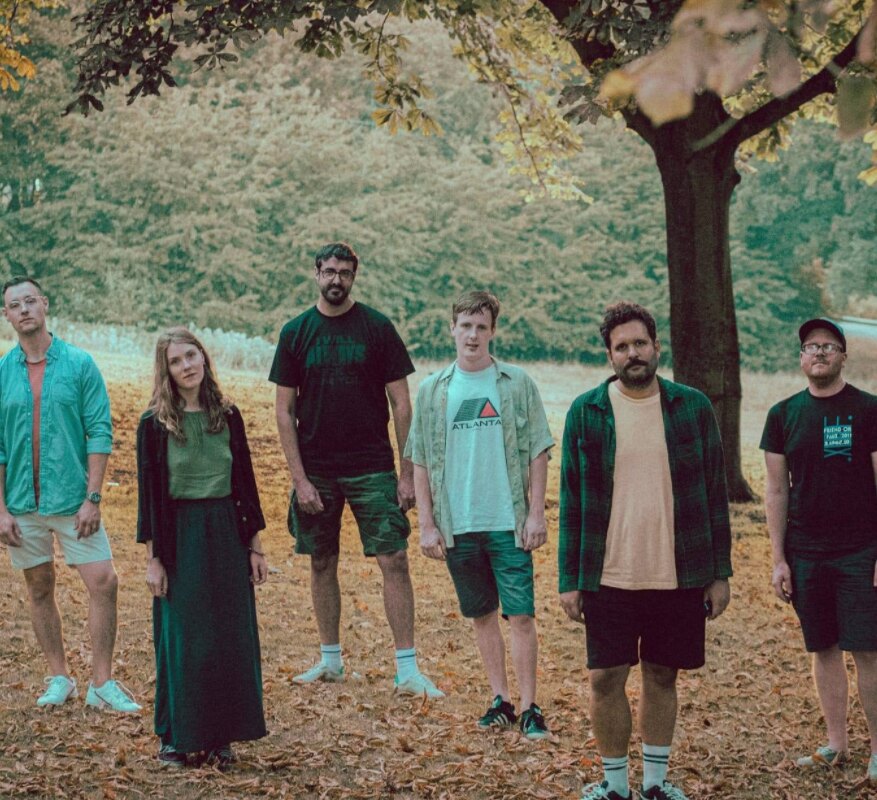 UK Indie Rock Outfit Lakes Debuts New "Pine Barrens" Music Video