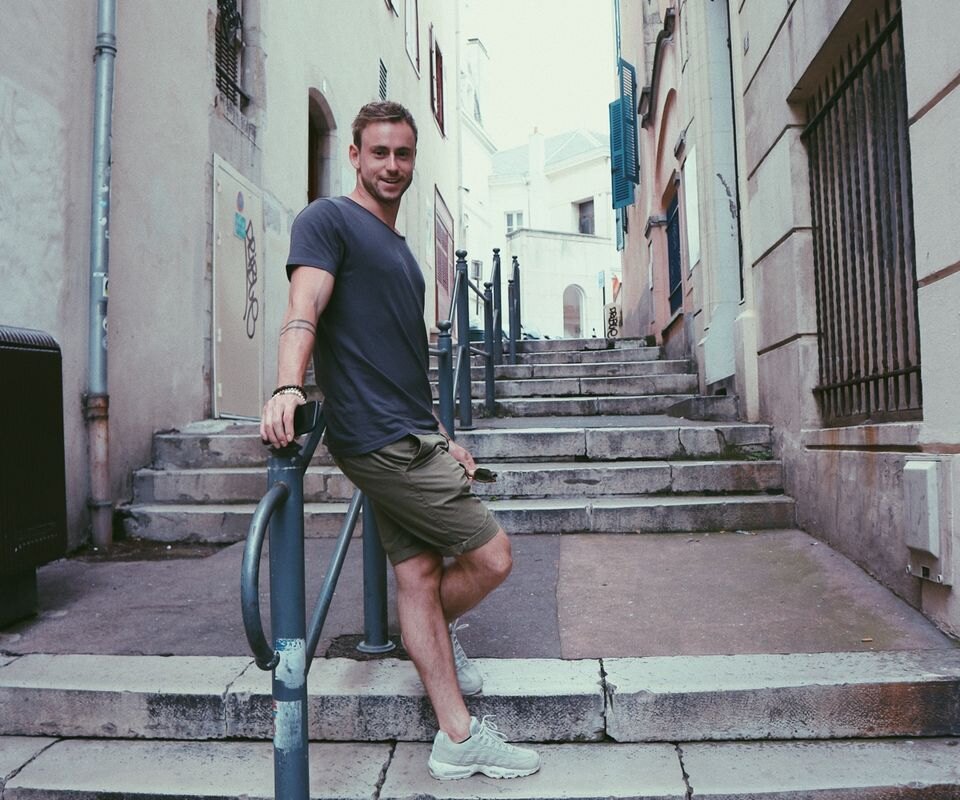 Dj- en producer Kenn Colt sluit rampjaar af en verhuist naar Valencia: “Werken aan mijn internationale carrière en genieten van de zon!”