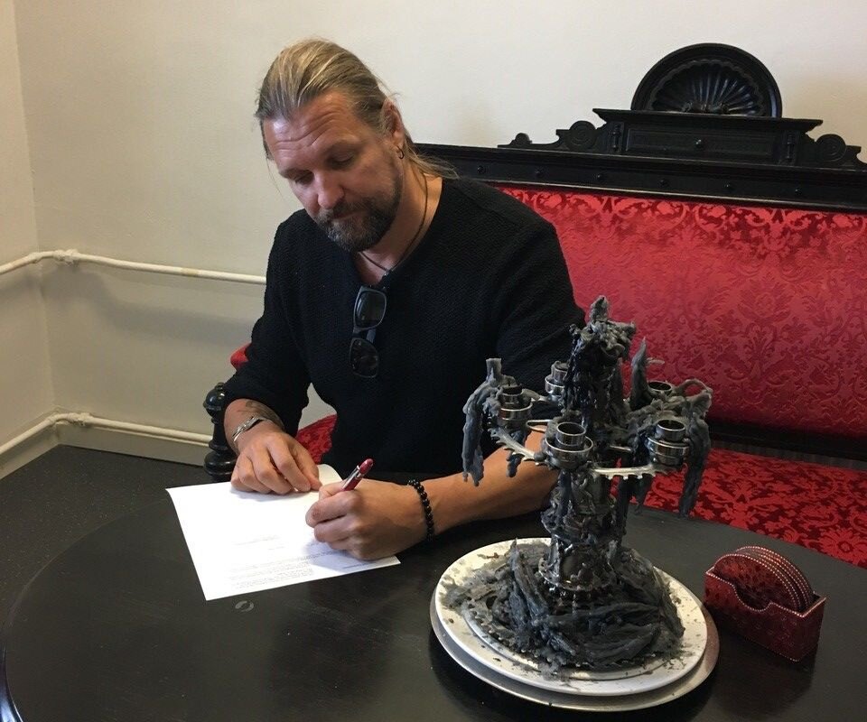 Silver Lake solo project of Esa Holopainen (AMORPHIS) to sign with Nuclear Blast!