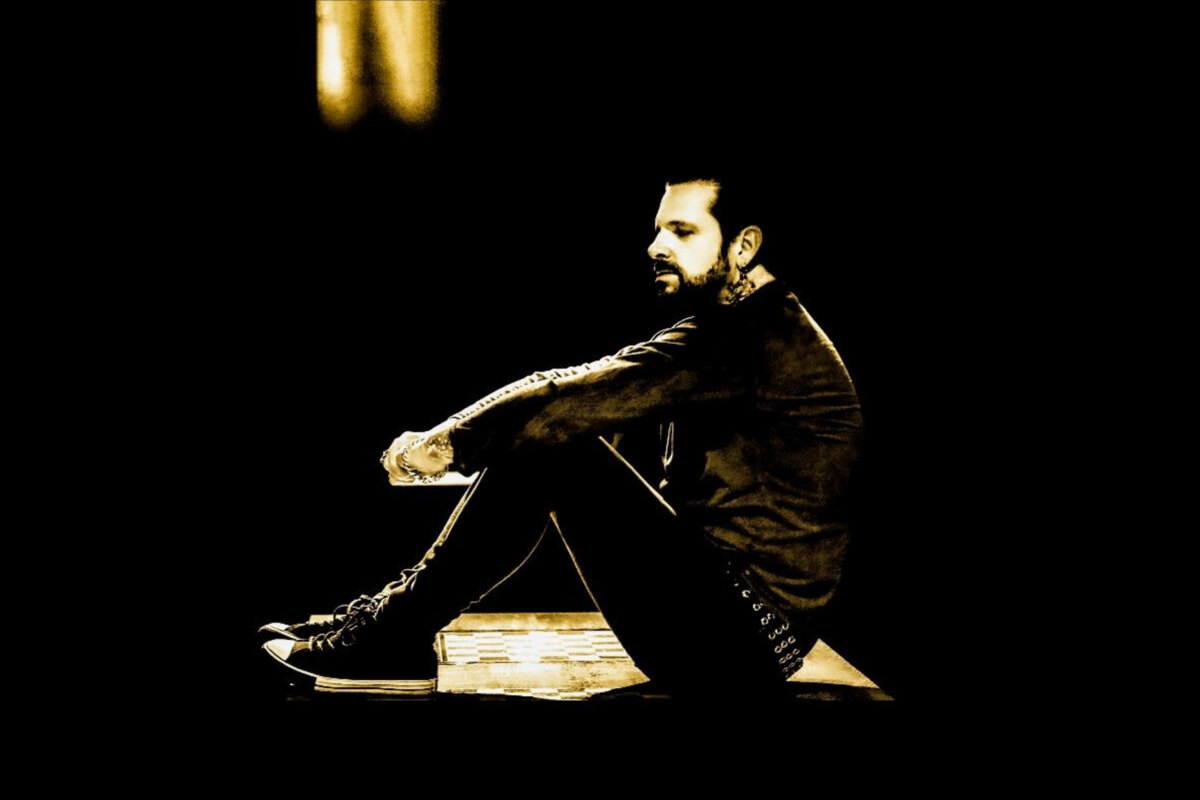 RRicky Warwick releases new single "When Life Was Hard And Fast"