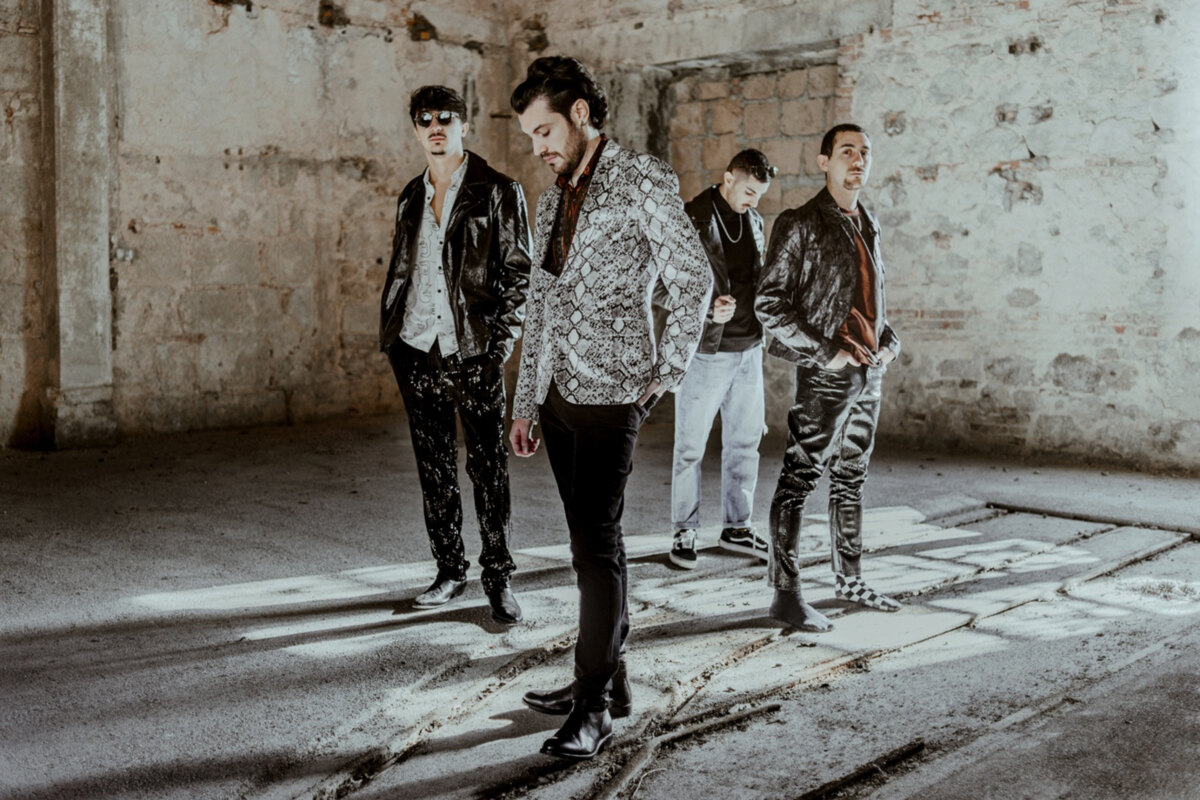 Piqued Jacks announce high-octane full-length ‘Synchronizer’ alongside new single