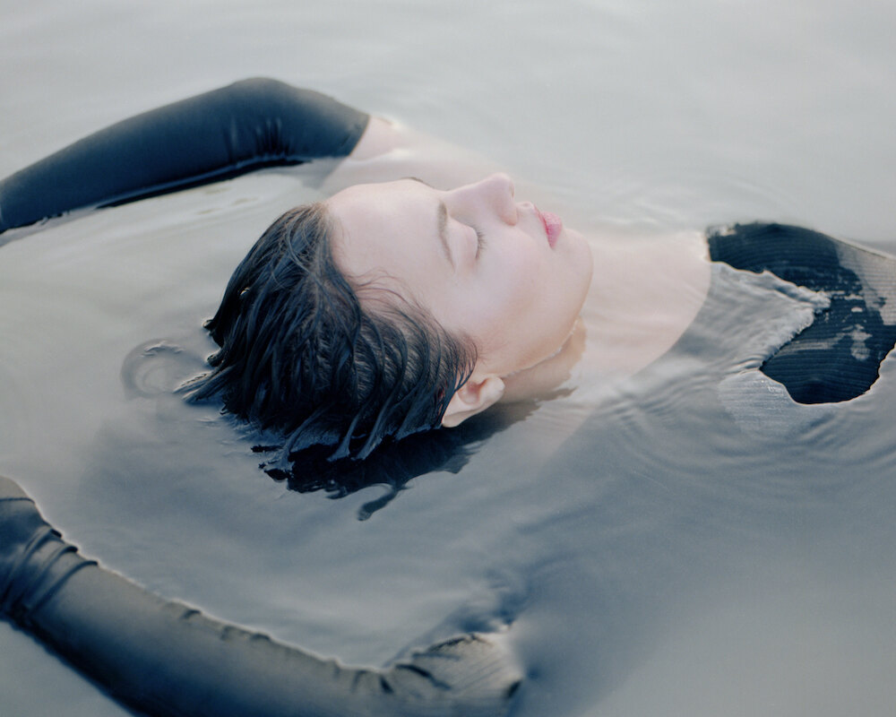 Vallens Share Single "While You Are Still Waiting"