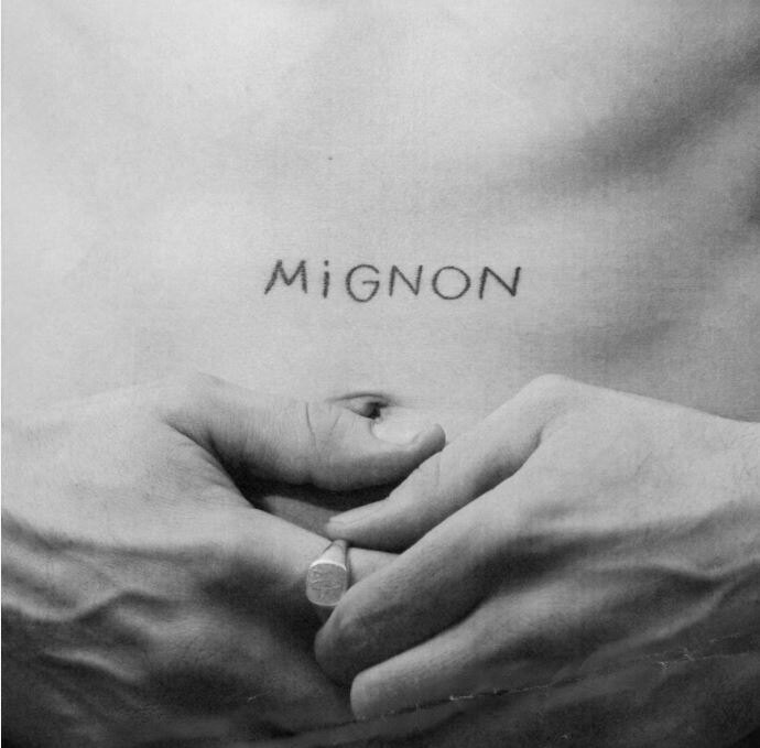 Peet kondigt eerste album 'Mignon' aan