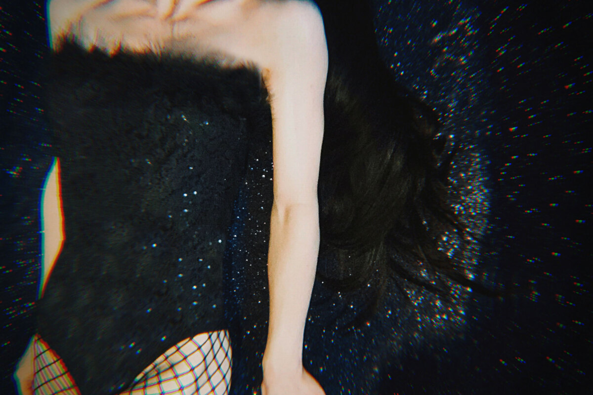 Freya Beer Releases bewitching new single 'Siren' // Confirms rescheduled UK tour dates
