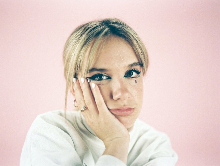 Molly Annelle Debut Album 'Elevator Music' Out Now