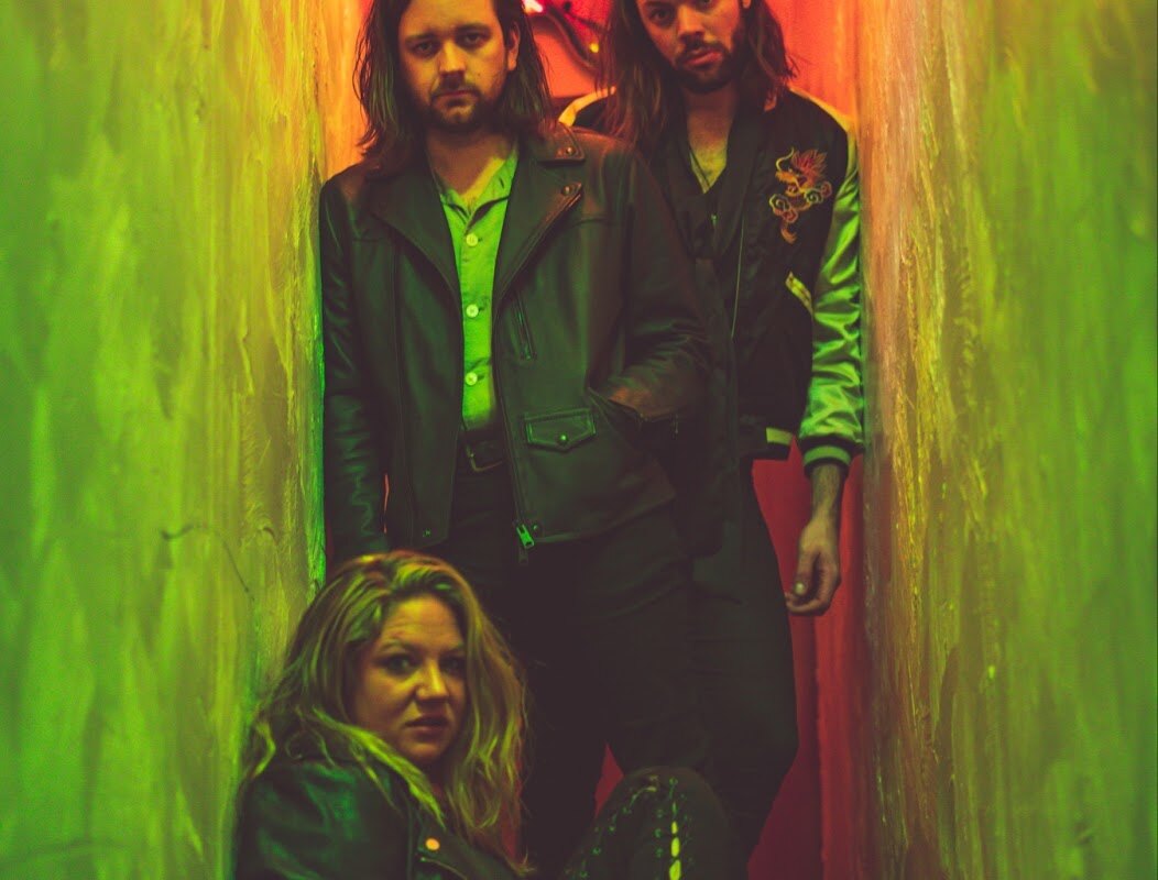 JW PARIS - Release new single: "Sober"