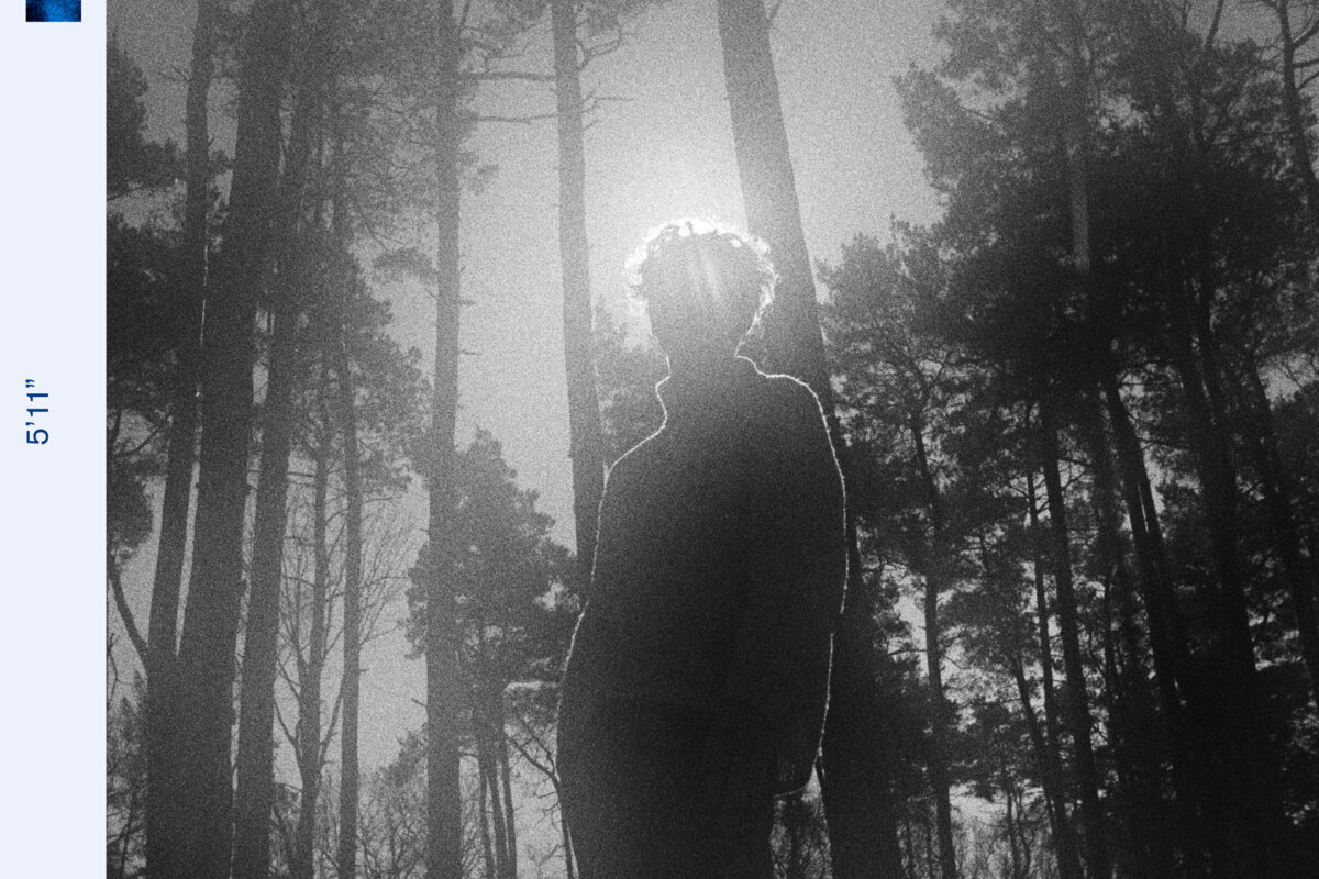 Elias De Voldere stelt soloproject voor met single Parasites