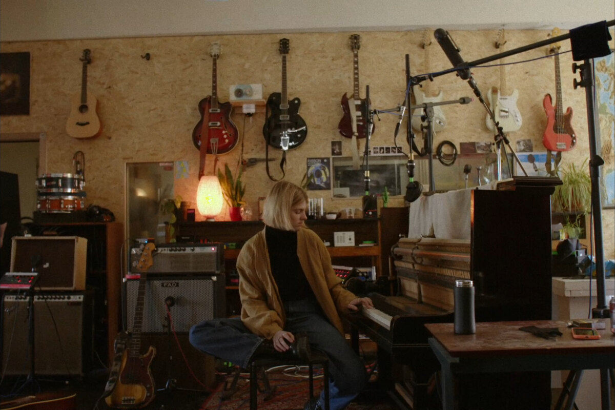 Emma Bale presenteert minidocu over album Retrospect