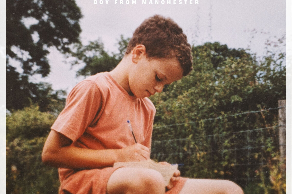 Youngr shares most personal single to date: 'Boy From Manchester'