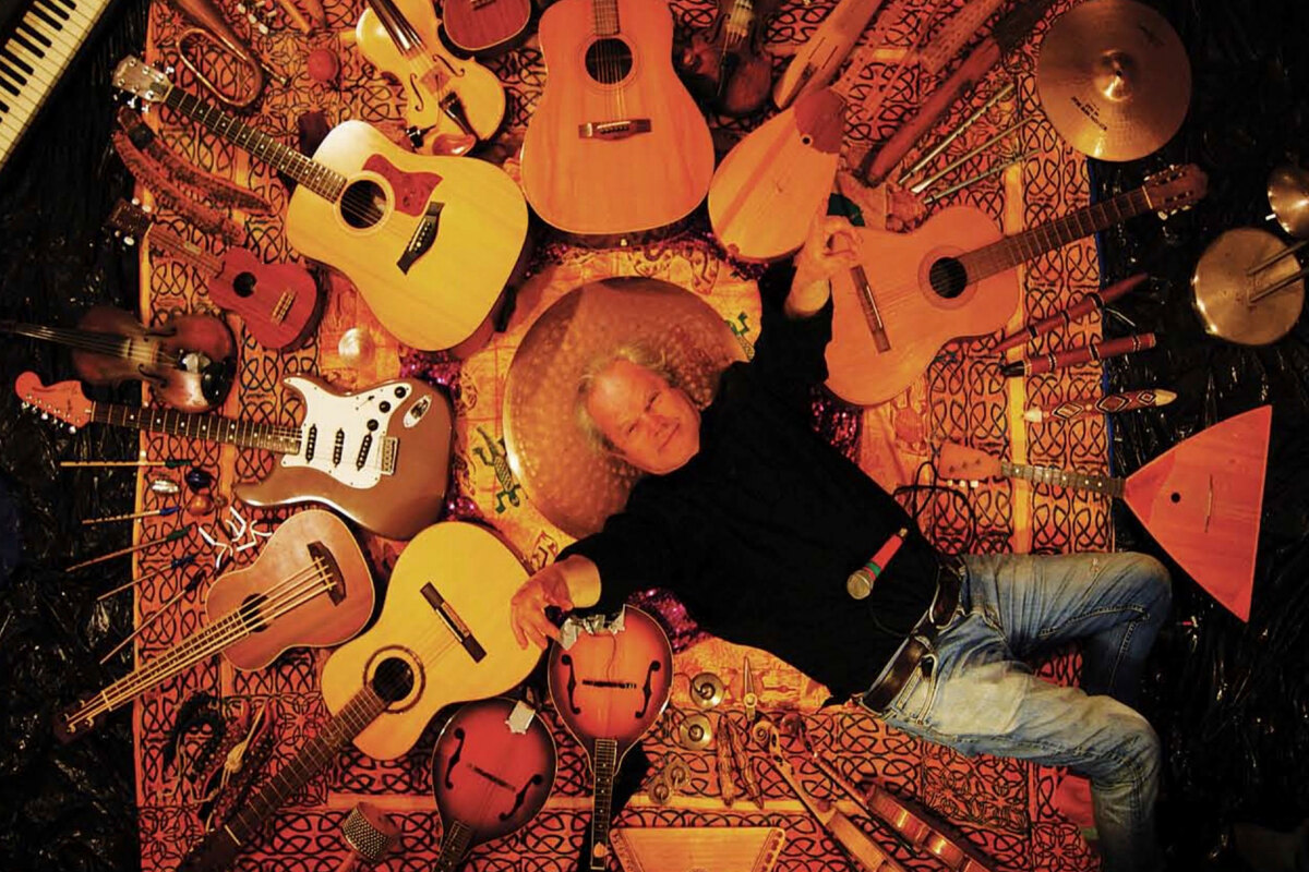 Chris Jagger releases single Merry Go Around