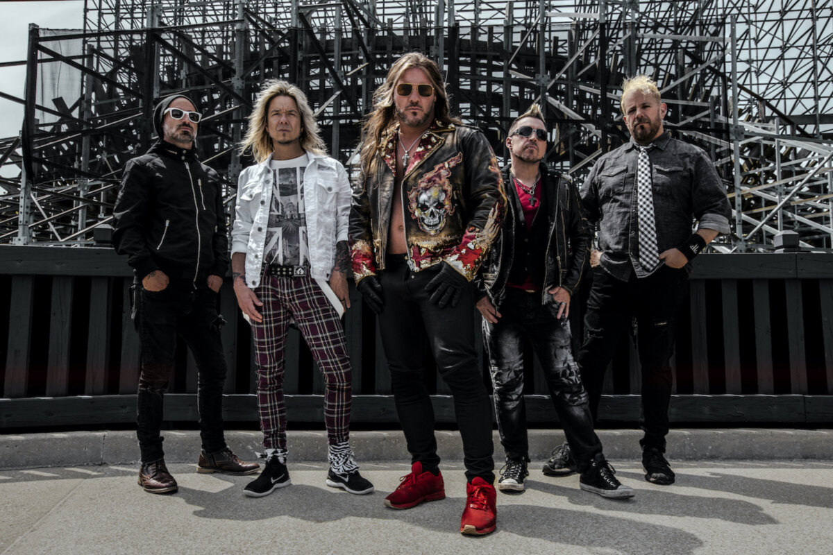 Fozzy releasen met adrenaline gevulde video voor 'Sane'!