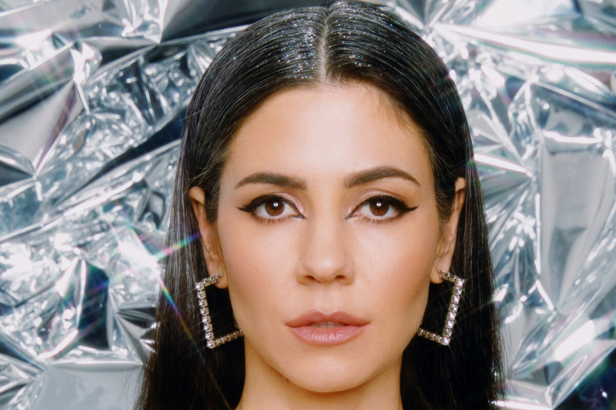 Marina speelt op 14 mei in La Madeleine