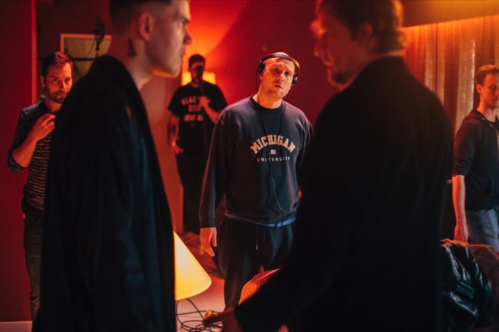 Ontdek hier de teaser van Dealer, het debuut van Jeroen Perceval met Ben Segers, Sverre Rous, Veerle Baetens en Bart Hollanders!
