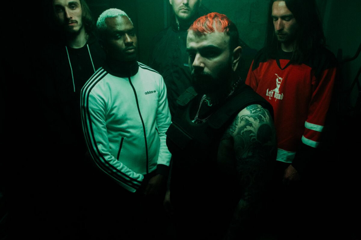 Glassbone (Bloodblast) stream single & announce tour