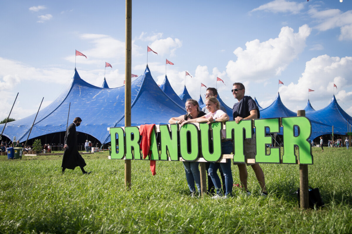Ideale, zonnige start van Dranouter Zomersessies XL