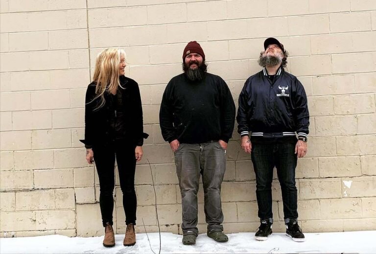 Boozewa reveal video for "Deb"