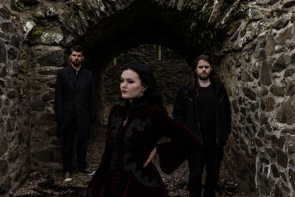 Ravenlight releases a new video for "Blinding Lights" and announces a new EP