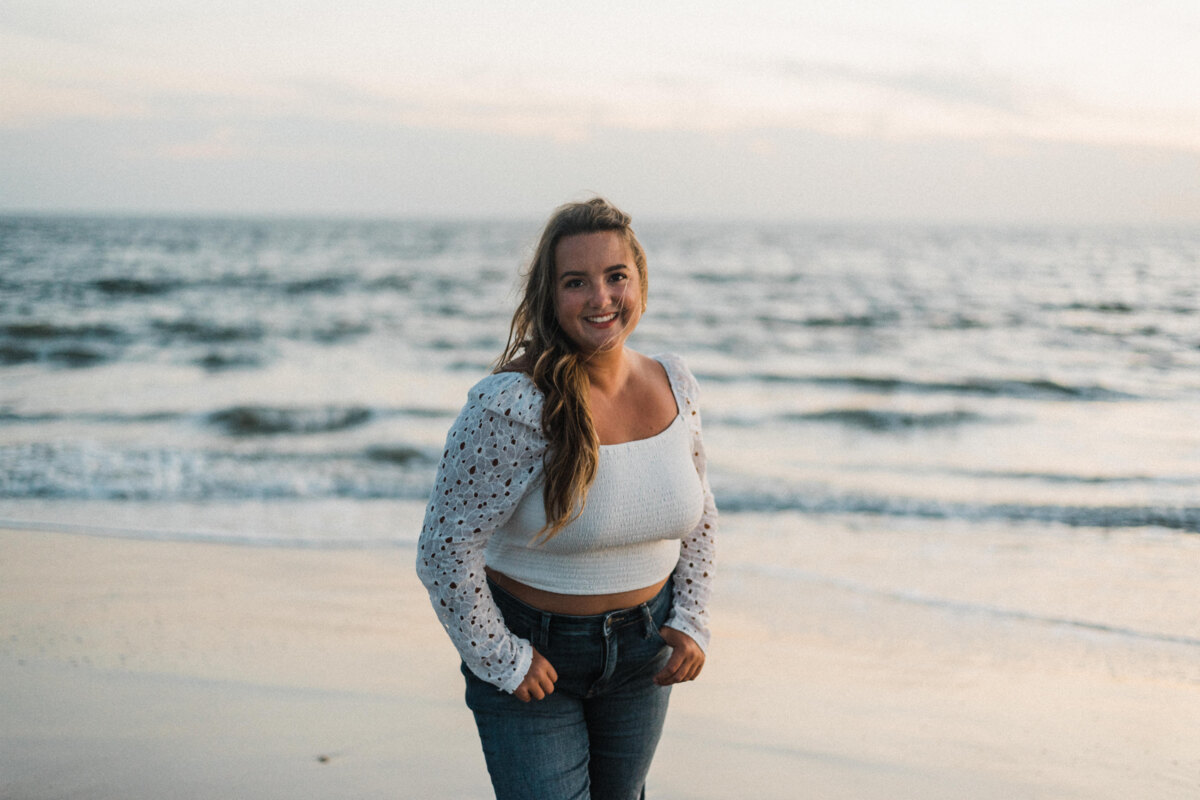 Pop Songstress Camille Peruto Unveils New Single "Pretty on the Outside"