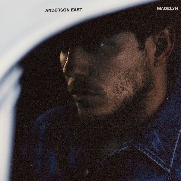 Anderson East stelt voor Maybe We Never Die