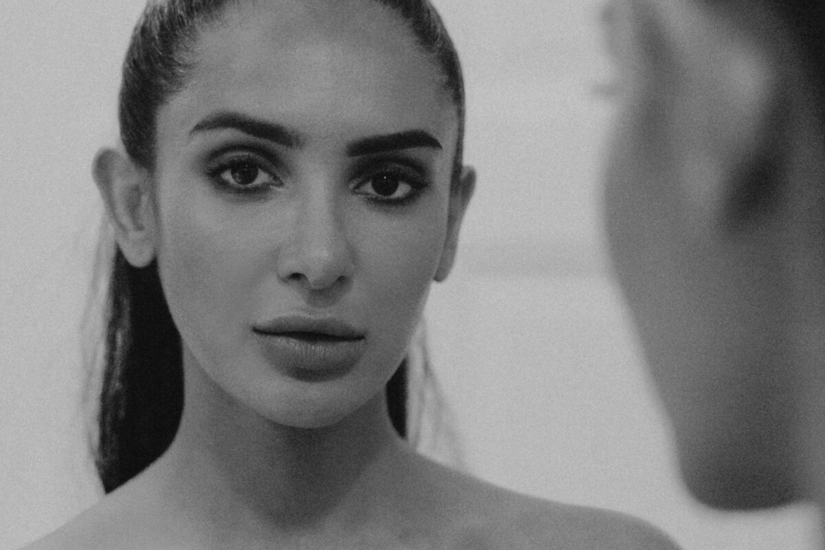 Nikita Bassi releases brand new single 'Hurt'