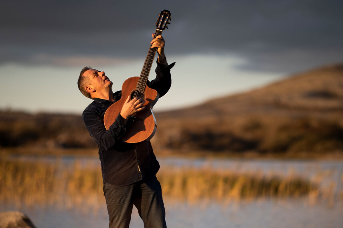 Luka Bloom dit najaar met 'You Couldn’t Have Come At A Better Time’ tour in ons land