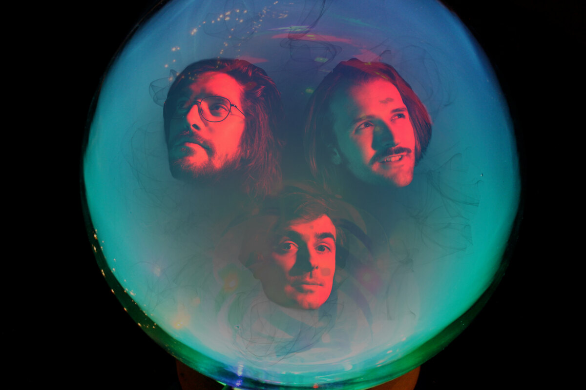 DVKES' new album called "Echoplasm" and release brand new single