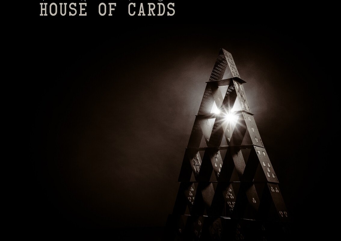 Het kaartenhuis van Rob van Horssen. Pianist met ALS brengt samen met Marvin Dee de single ‘House of Cards’ uit