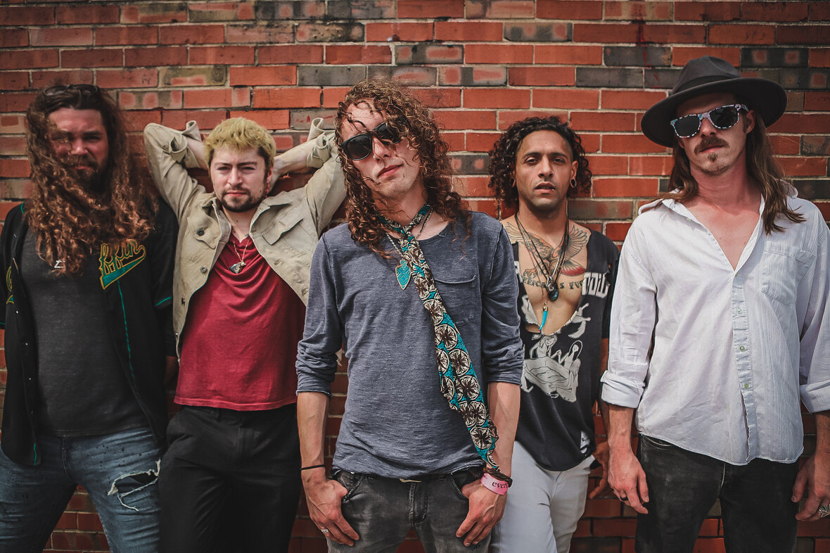 Alt Rock Band AEIR Sign to Stephen Perkins' Label, Perkins Palace Records