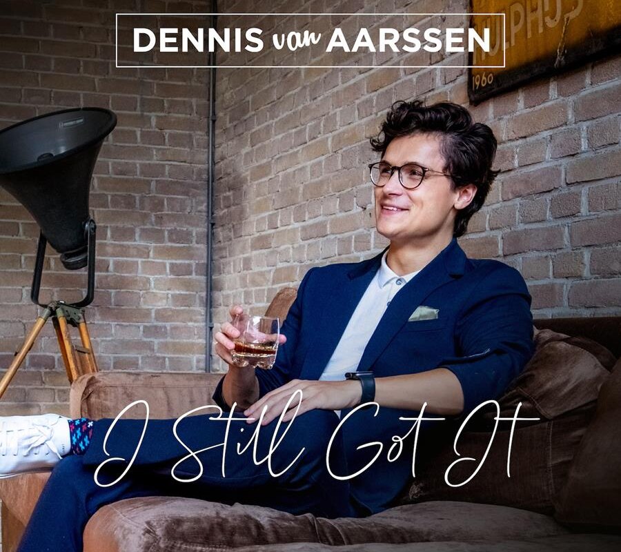 The Voice of Holland 2019-winnaar Dennis van Aarssen toont met nieuwe single zijn onuitputtelijke inspiratie