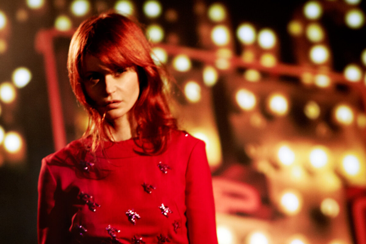Axelle Red kondigt nieuwe data aan voor kersttour 'A Very Special Christmas' in 2022