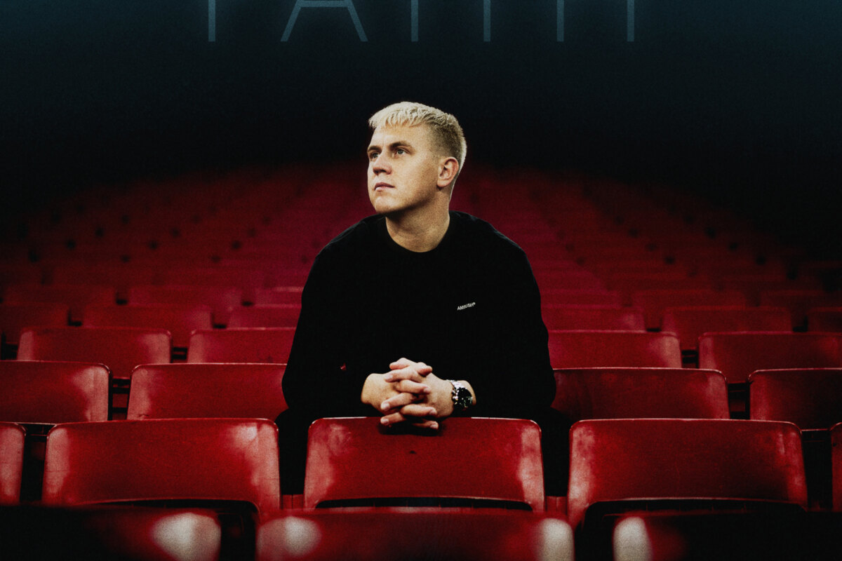 Martin Jensen & Cheat Codes go ‘Running’ on new uplifting single with Theresa Rex!