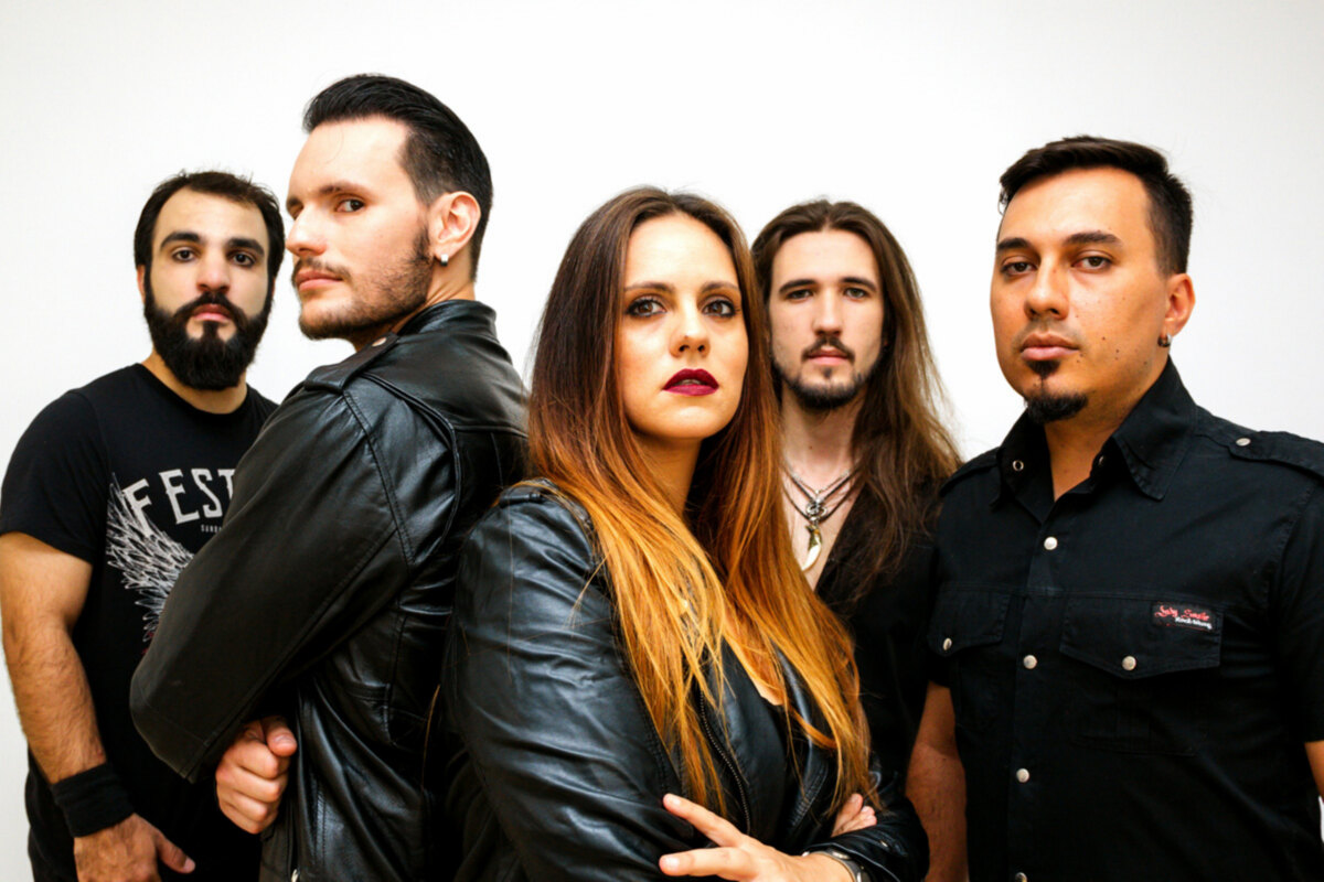 Vandroya  just released a new single, a cover of Led Zeppelin's "The Rover". The single is available on the usual streaming platforms, and the music video 