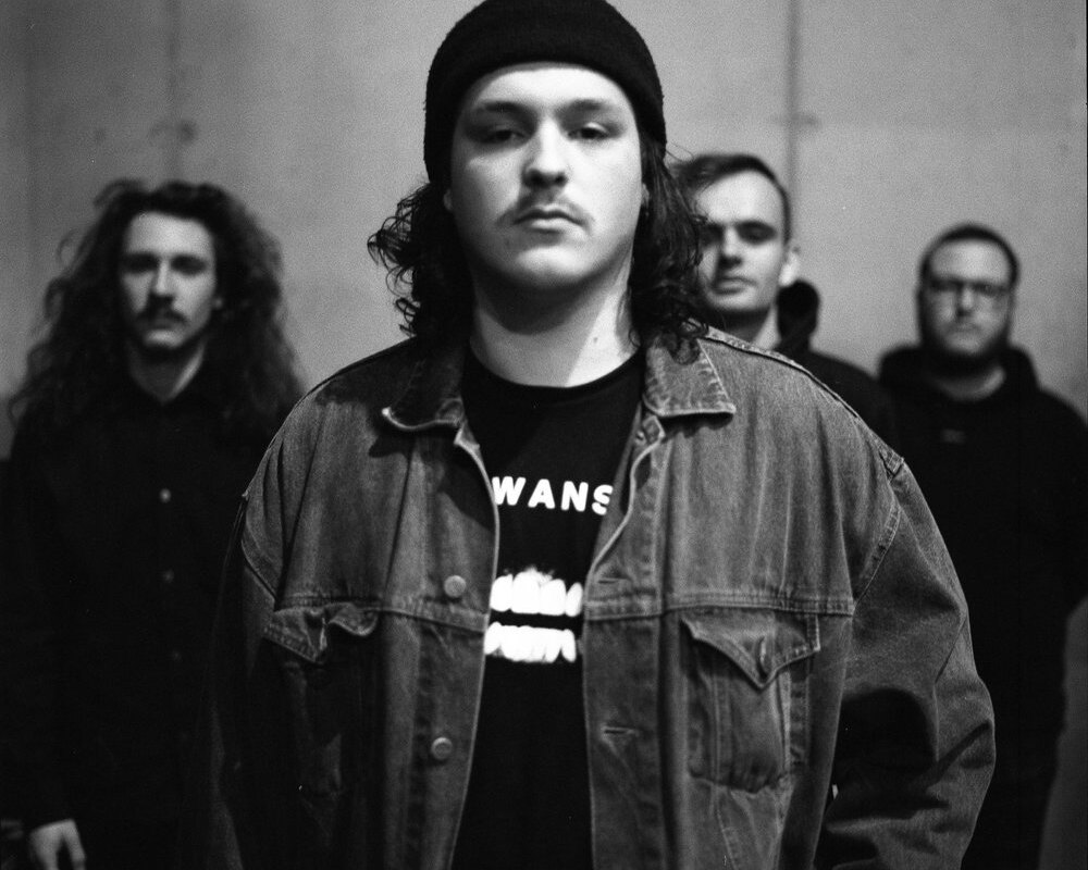 DIVIDED brengt op 8 april debuut-EP uit via Dunk!Records