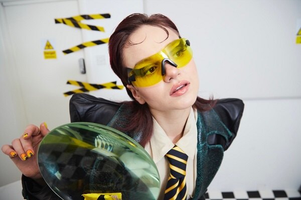 Rising Star Lina Maxine Reveals Video For Single "MANGO"