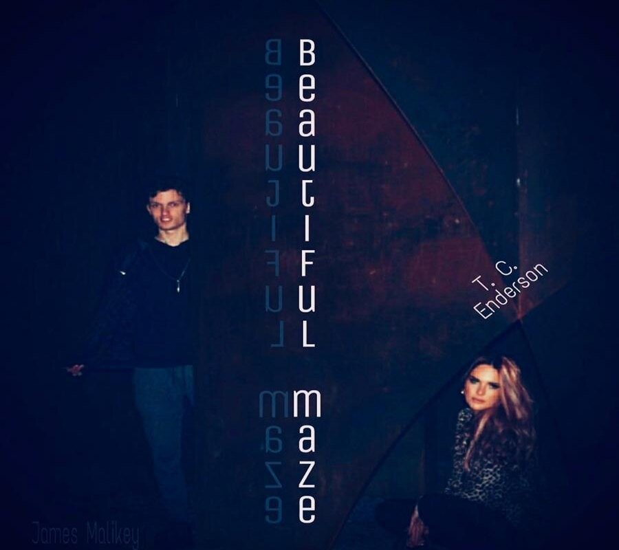 T.C. Enderson brengt samen met Belgium's Tot Talent winnaar debuutsingle 'Beautiful Maze' uit!