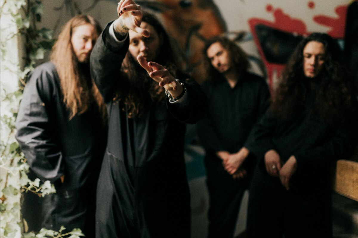 Alt-rock quartet El Moono release new video, 'Requiem'
