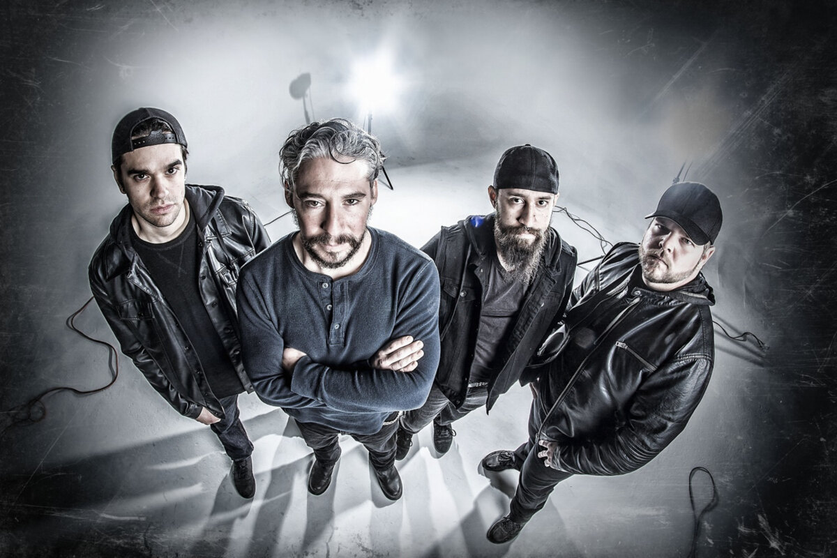 Mynas grooves through new single "Rise"