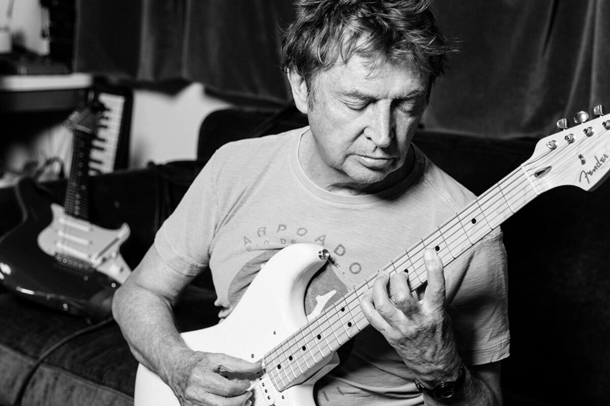 Gitaarvirtuoos Andy Summers (The Police) geeft vier soloshows in Nederland