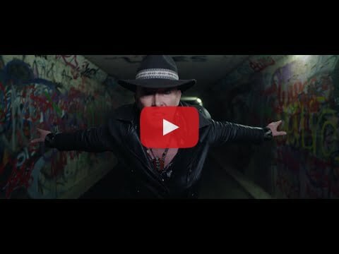 Nieuwe single van ‘the man with the golden voice’ Alides Hidding